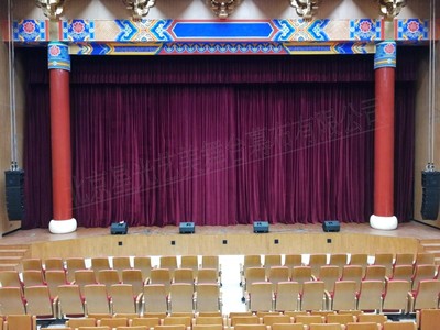 吉祥戏院天鹅绒幕布